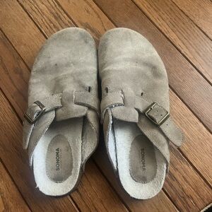 Sonoma Grey Clogs